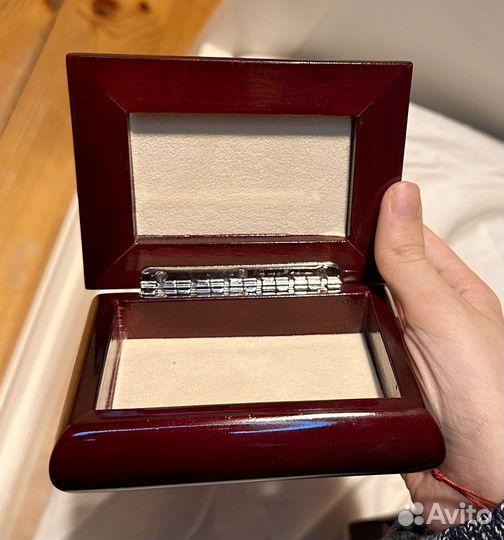 Шкатулка из красного дерева Hazorfim