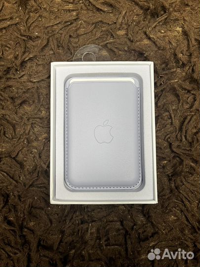 Magsafe battery pack