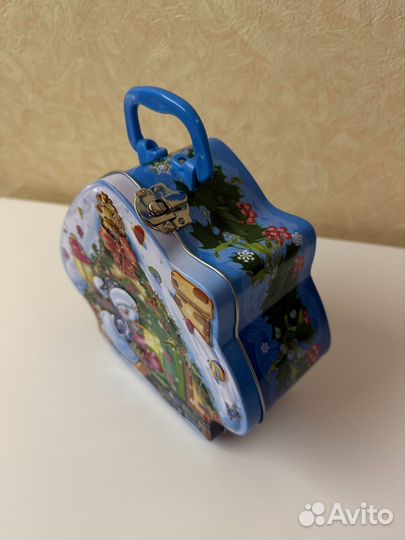 Коробка для сладкого новогоднего подарка