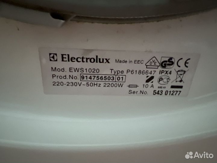 Стиральная машина Electrolux EWS 1020