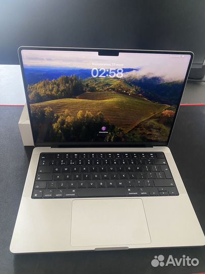 Macbook pro 14 m1 16/512gb