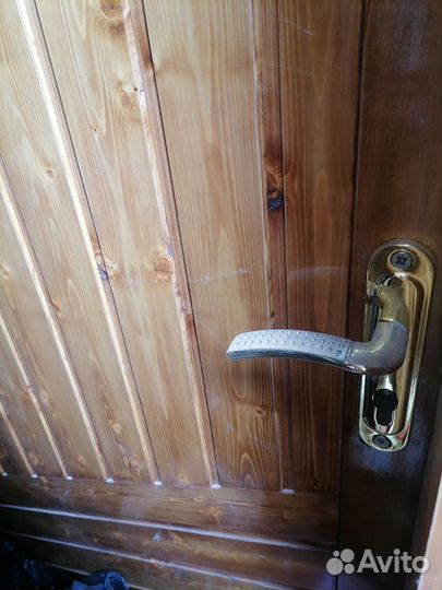 Дверь входная новая