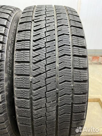 Bridgestone Blizzak VRX2 225/45 R18 и 255/40 R18 95Q