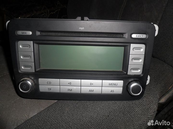 Штатная магнитола на фольцваген поло