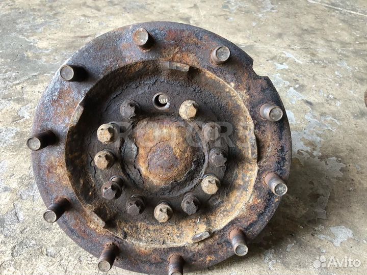 Ступица передняя MAN TGA 2008