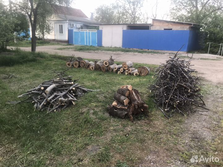 Дрова. Орех. Вишня. Самовывоз
