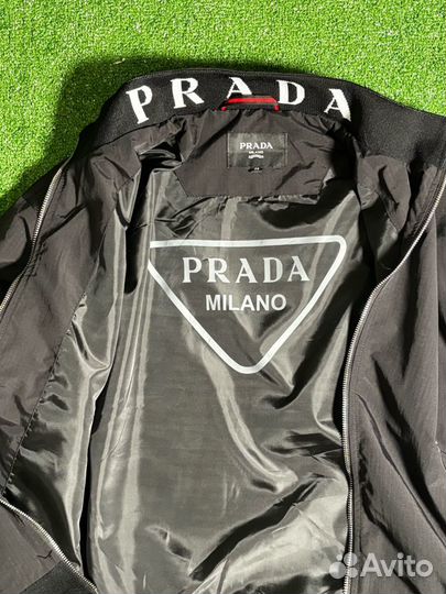 Куртка prada 48