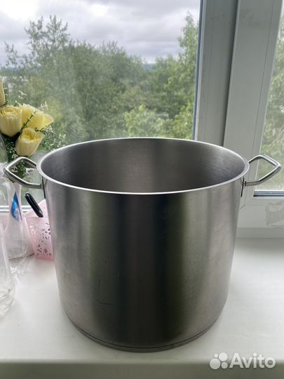 Кастрюля 15 л новая