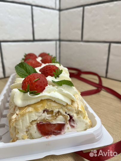 Меренговый рулет