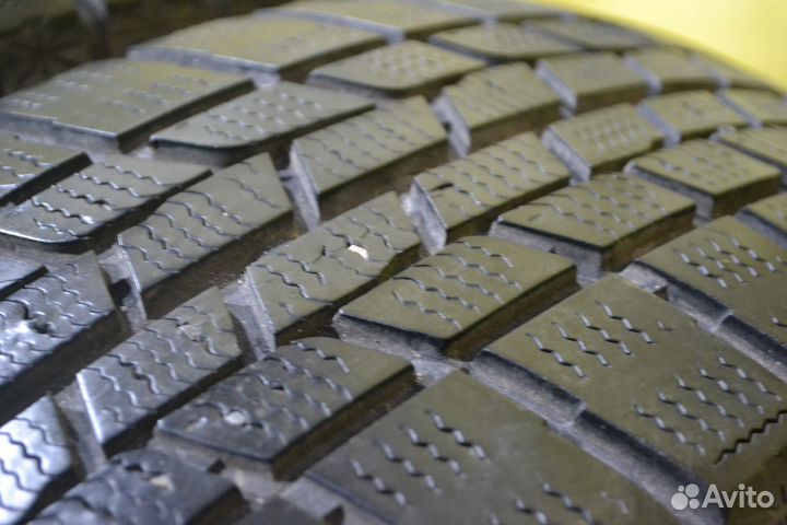 Goodyear Ice Navi 6 205/60 R16