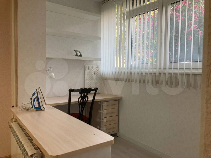 2-к. квартира, 46 м², 1/6 эт.