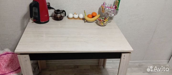 Кухонный стол