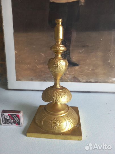 Подсвечник