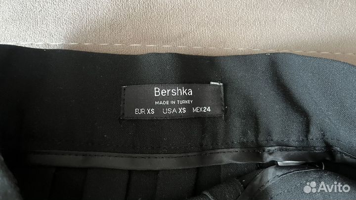 Юбка теннисная школьницы мини Bershka