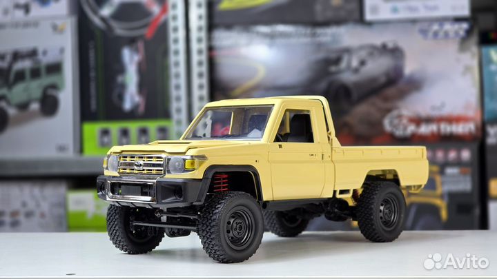 Радиоуправляемая машина MN model- MN-82 Yellow