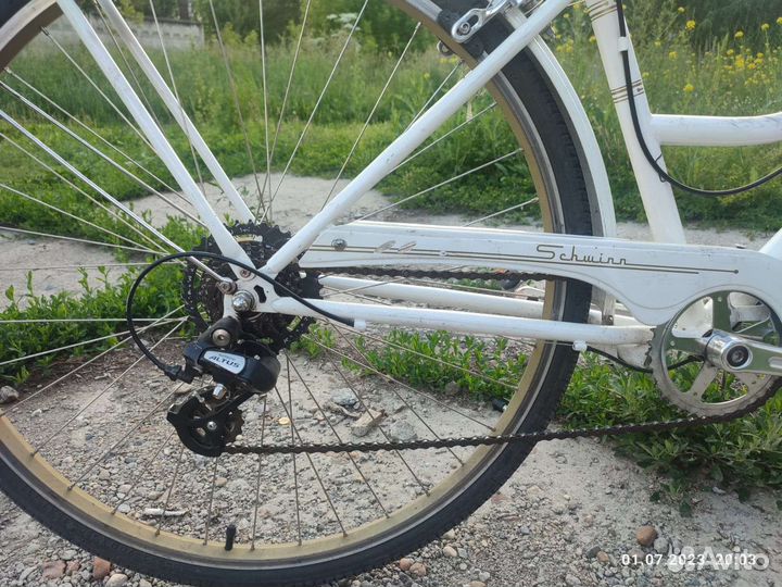Велосипед schwinn cream2