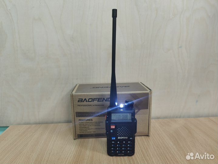 Baofeng UV-5R черная мощность 8 Ватт