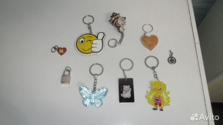 Брелки на рюкзаки, статуэтки