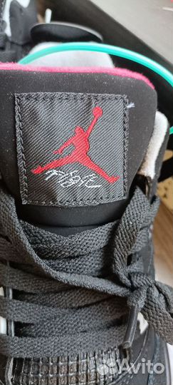 Кроссовки nike air jordan 4 38,39