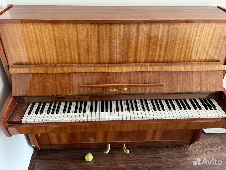 Продаю пианино Иртыш