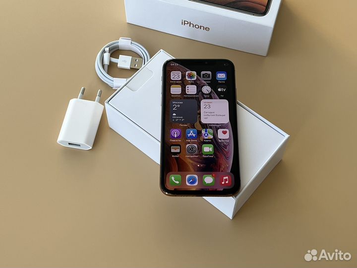 iPhone Xs, 64 ГБ