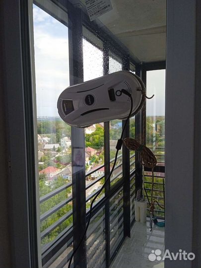 Робот мойщик окон