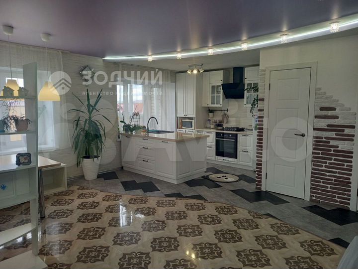 4-к. квартира, 130,6 м², 7/8 эт.