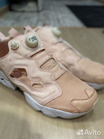 Кроссовки reebok insta pump 39