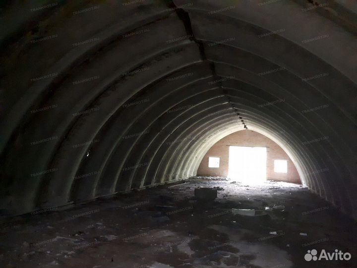 Ангар под разбор