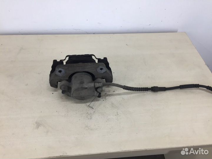 Суппорт передний правый Bmw X5 30D F15 Ф15 N57D30A