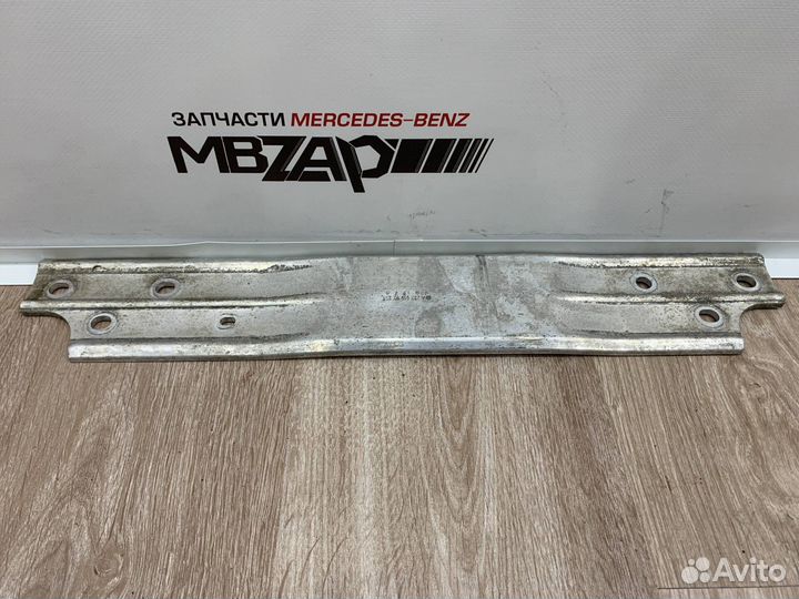 Усилитель днища Mercedes W222