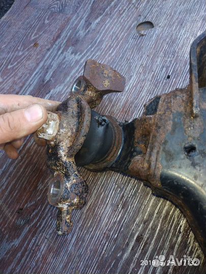 Рычаг передний правый для Land Cruiser (150) -Prad