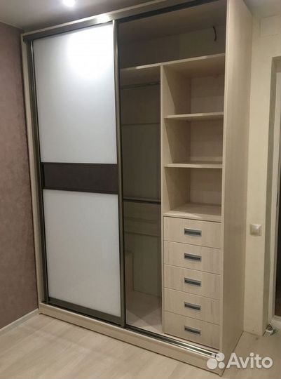 Шкаф стенка