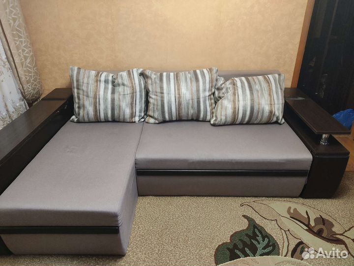 Угловой диван бу