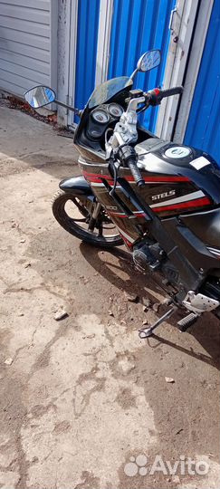 Мотоцикл стеллс sb200