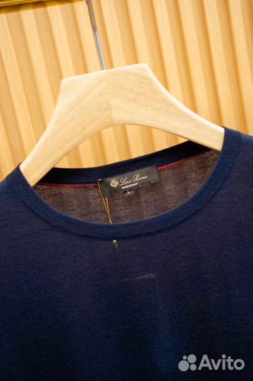 Легкий свитер Loro Piana