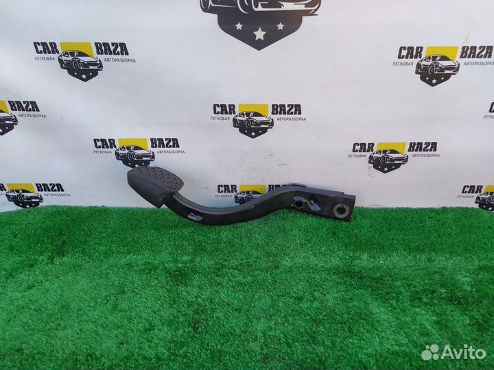 Педаль тормоза BMW 5