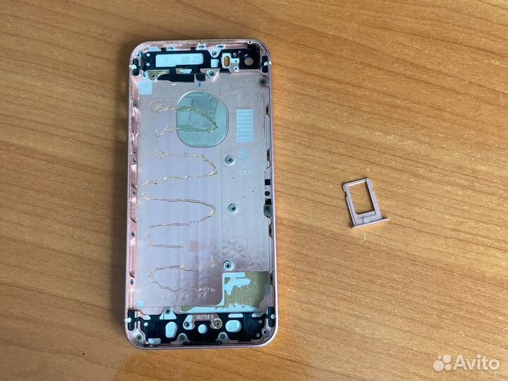 Задняя панель iPhone 5 se