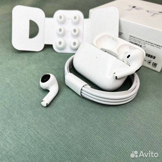 AirPods Pro 2: Музыка, которая двигает