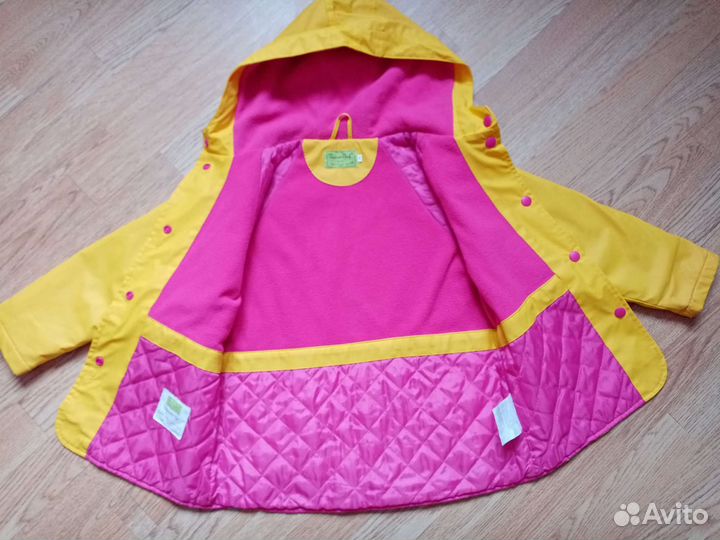 Яркая куртка-дождевик для девочки