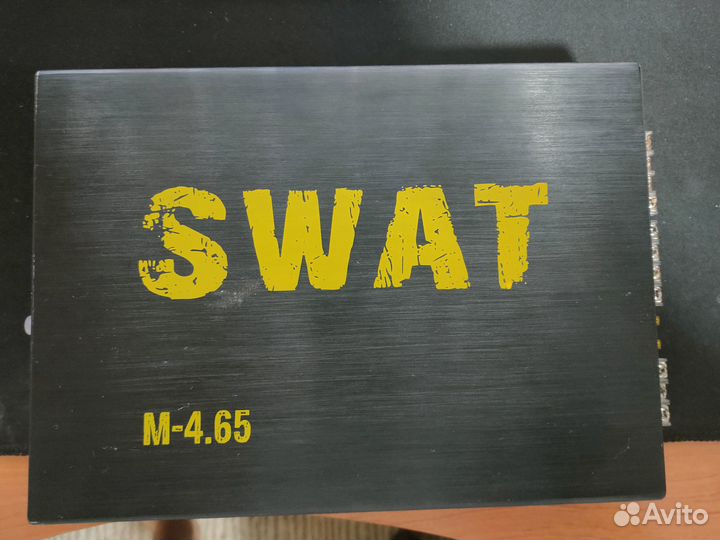 Автомобильный усилитель для сабвуфера swat M-4.65