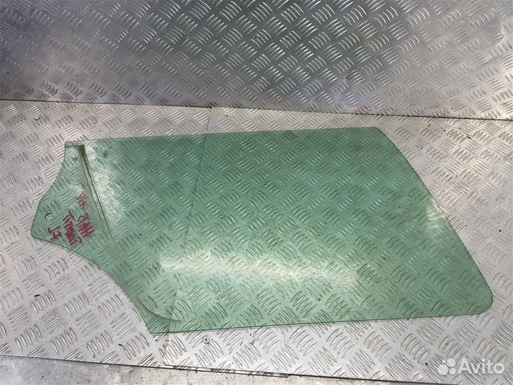 Стекло двери форд Transit 14