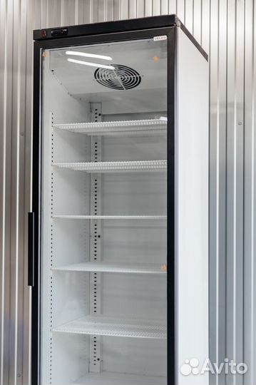 Холодильныи шкаф C7S