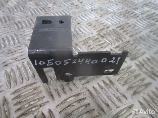 Кронштейн Volvo 22722395