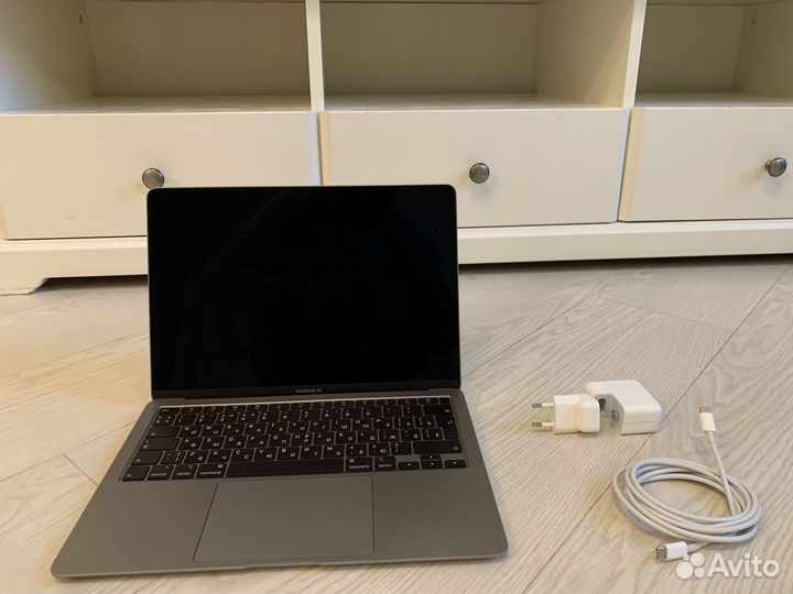 Apple MacBook Air 13