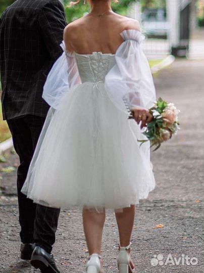 Свадебное платье 42 44 короткое