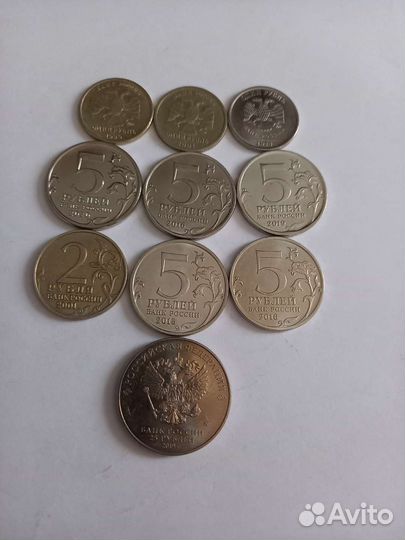 Юбилейные монеты России