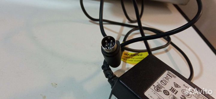 Блоки питания для видеорегистраторов 12V,3.3A, 4-p