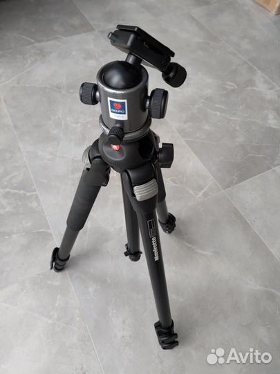 Manfrotto 055prob + голова Benro kb-1