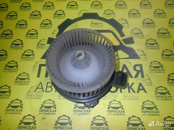 Моторчик отопителя для Honda Civic 5D 2012-2016